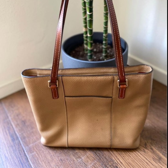 Dooney & Bourke • Original Handbag • Tan Leather • Used like New - Picture 2 of 4